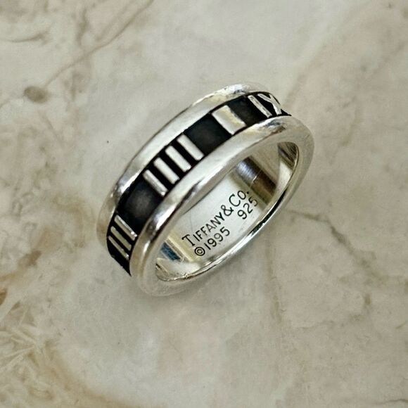 Tiffany & Co. Atlas Ring 925 Sterling Silver Vintage Size 5.5 - Picture 2 of 5